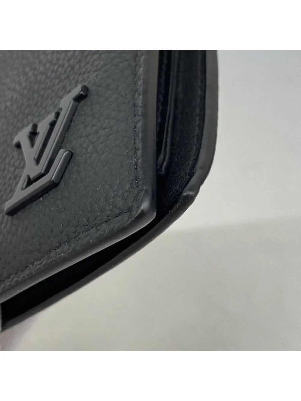 Louis Vuitton Wallet Aerogram Portefeuille Marco Black
